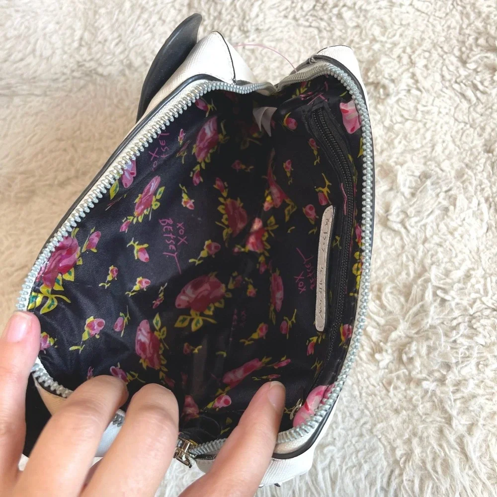 Betsey Johnson Panda Bear Cosmetic Bag White Faux Leather Floral Lining Studded
